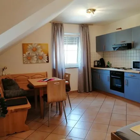 Gaestehaus Brunnerhof - Reisen