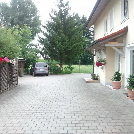 Gaestehaus Brunnerhof - Reisen Eitting